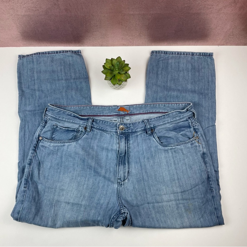 Tommy Bahama Light Blue Wash Denim Jeans Casual Men Size 42X30
